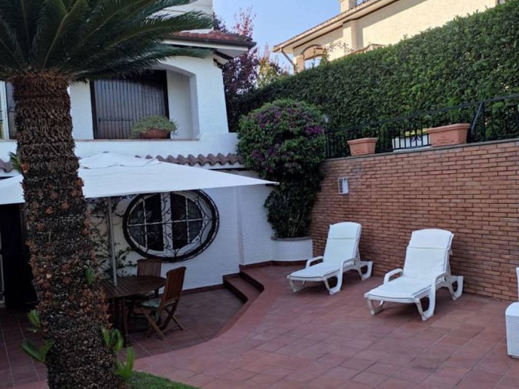 Villa a San felice circeo in Via Terracina, 263 - Foto 3