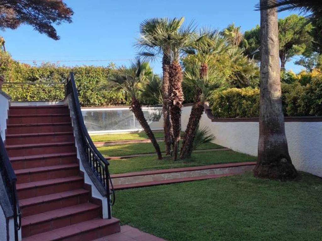 Villa a San felice circeo in Via Terracina, 263 - Foto 4