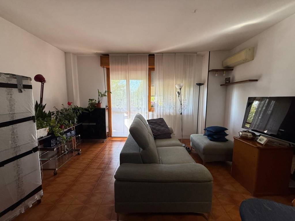 Appartamento a Modena in Via Andrea Mantegna - Foto 3