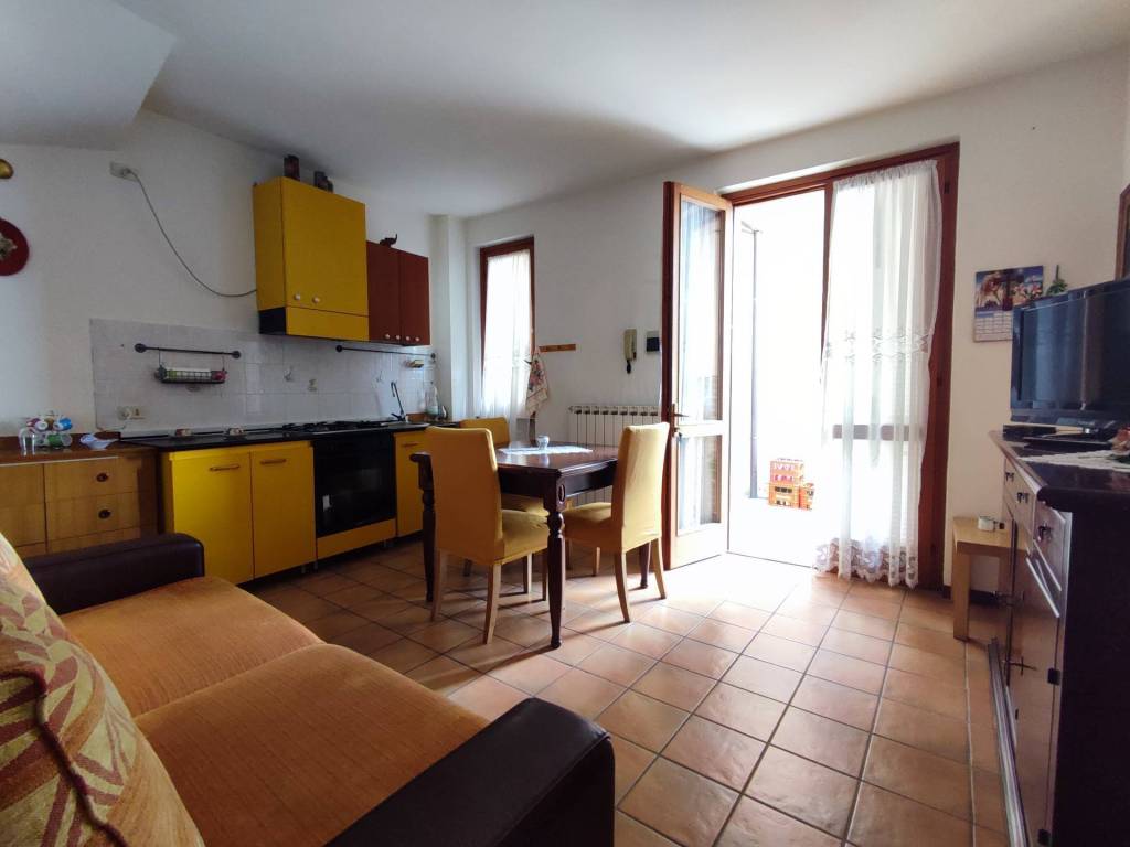 Appartamento a Predore in via crona - Foto 2