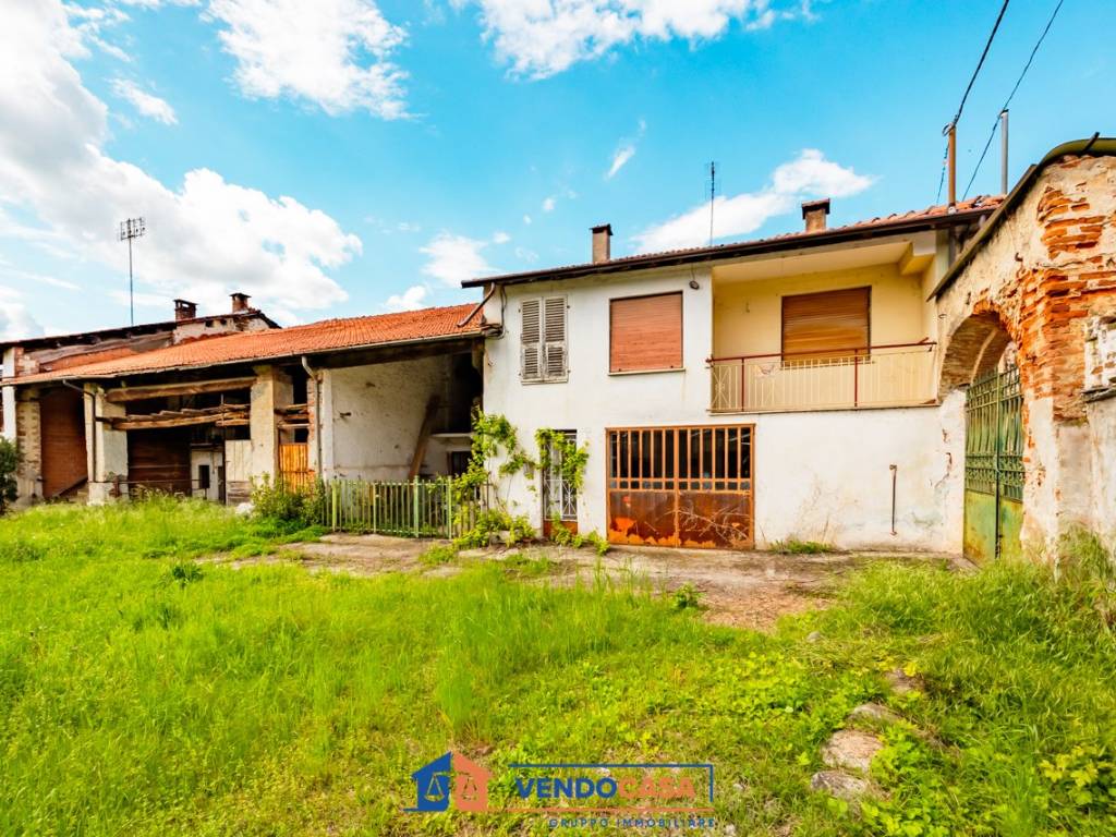 Rustico / casale a Boves in Via Tenente Giuseppe Baudino - Foto 2