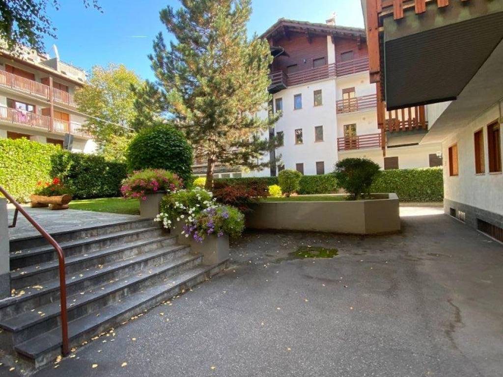 Appartamento a Bardonecchia in Via Giuseppe Francesco Medail, 28 - Foto 5