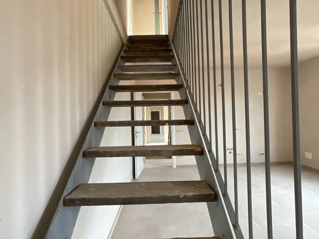 Appartamento a Cannobio in Via Paolo Zaccheo, 16 - Foto 4