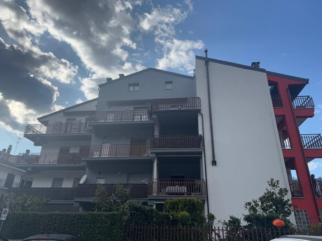 Appartamento a Carsoli in Via Giuseppe Mazzini, 30 - Foto 2