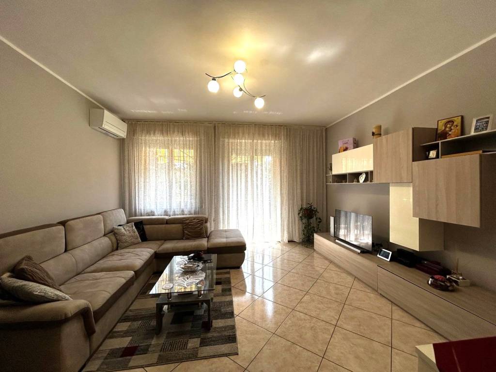 Appartamento a Sant'angelo lodigiano in Via G. Galvani, 5 - Foto 2