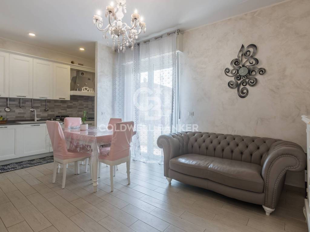 Appartamento a Riccione in Viale Merano, 5 - Foto 2