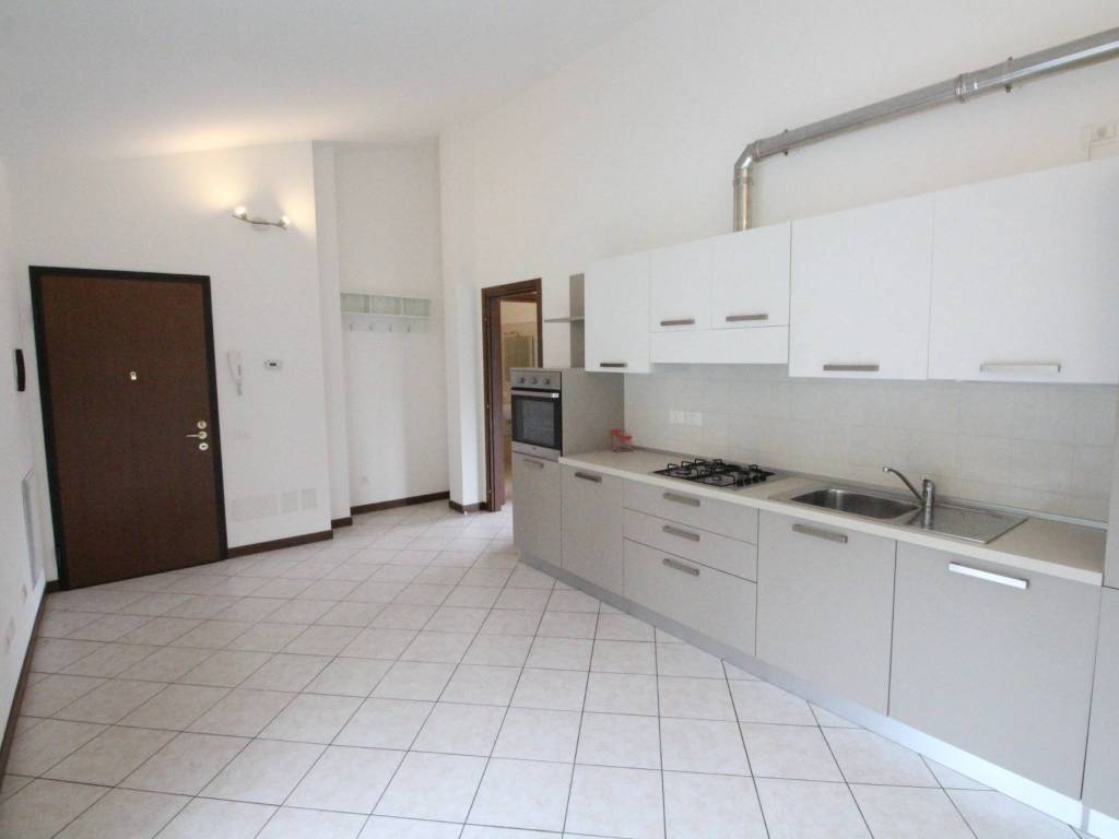 Appartamento a Como in Via Gagini, 6 - Foto 2