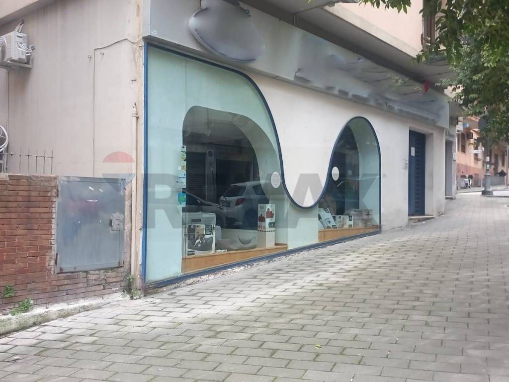 Immobile a Salerno in Via Lorenzo Cavaliero - Foto 2