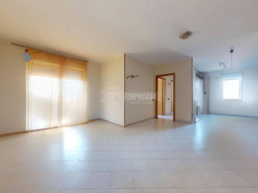 Appartamento a Casamassima in Via G. DI VITTORIO - Foto 3