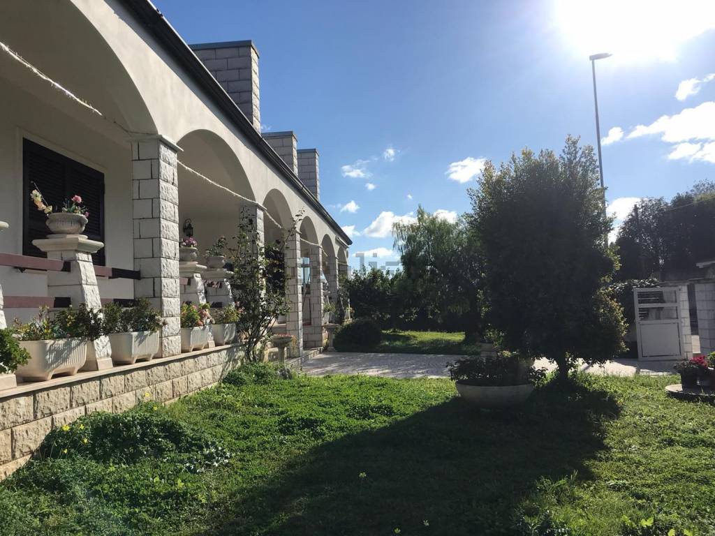 Villa a Lecce in Area Residenziale Villa Dario Litorale Leccese - Foto 2