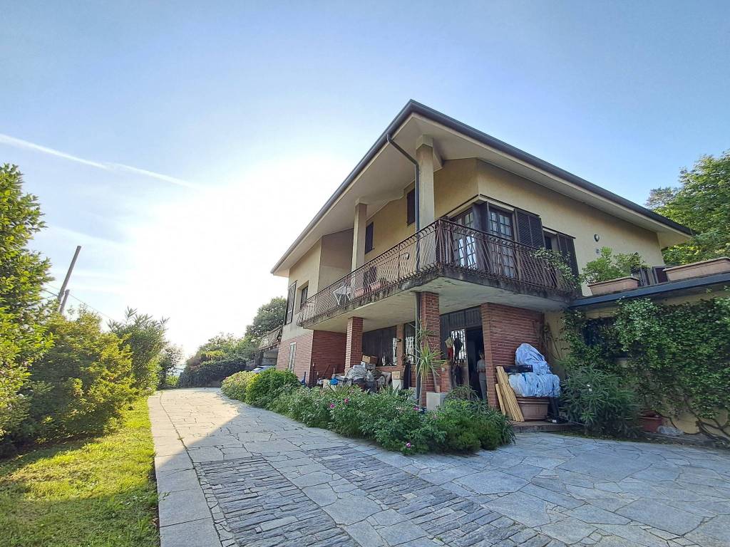 Villa a Bodio lomnago in Via dei Frassini - Foto 2