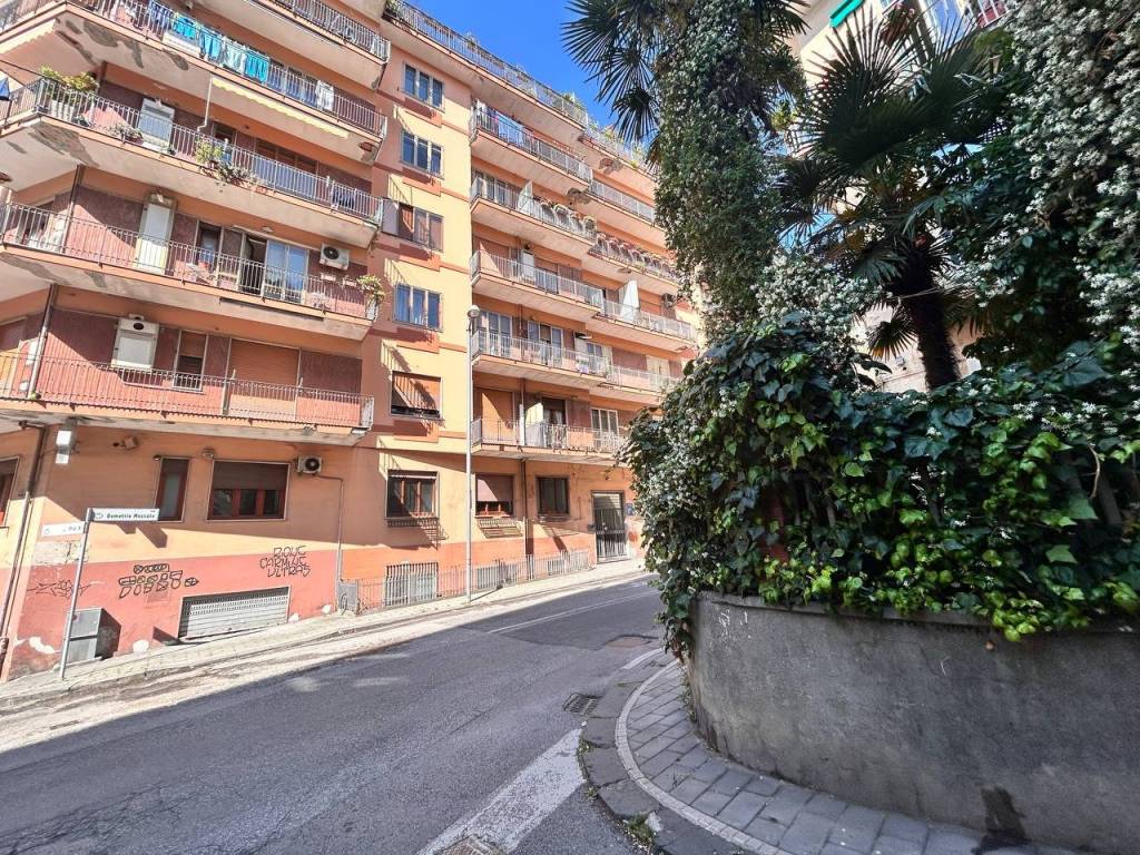 Appartamento a Salerno in Via Pio XI - Foto 2