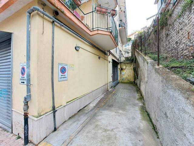 Appartamento a Salerno in Via Principessa Sichelgaita, 51 - Foto 3