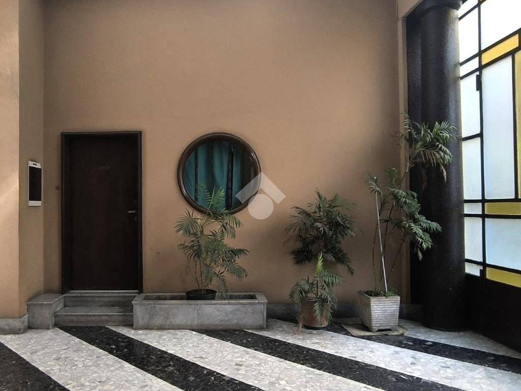 Appartamento a Milano in Via degli Imbriani, 38 - Foto 1