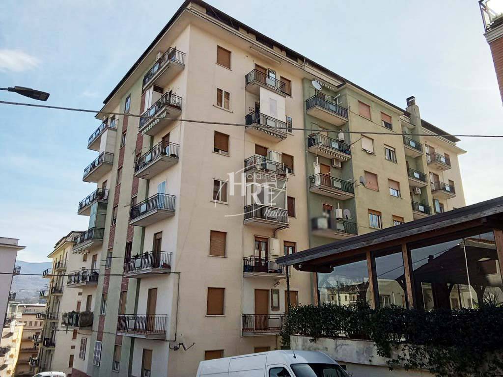 Appartamento a Cosenza in Via Francesco Camposano, 9 - Foto 2