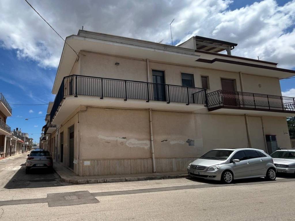 Appartamento a Turi in Via Giovanni Palmisano, 48 - Foto 3