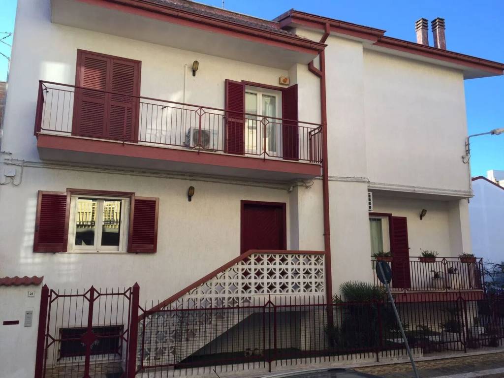 Villa a Acquaviva delle fonti in Via Torquato Tasso - Foto 2