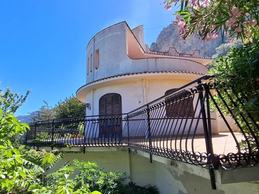 Villa a Carini in Via Calipso - Foto 2
