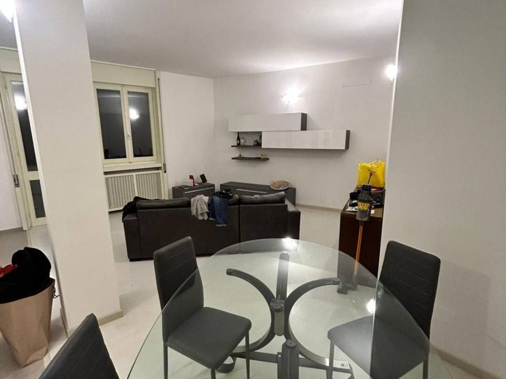 Appartamento a Novara in Via Ugo Ferrandi - Foto 2