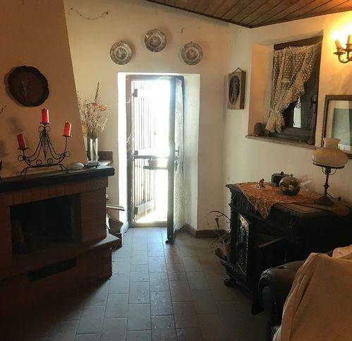 Appartamento a Sermoneta in Via Dell'Acquedotto - Foto 2