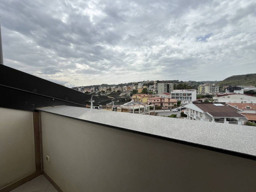 Attico / mansarda a Catanzaro in Via Sant'Elena, 34 - Foto 4