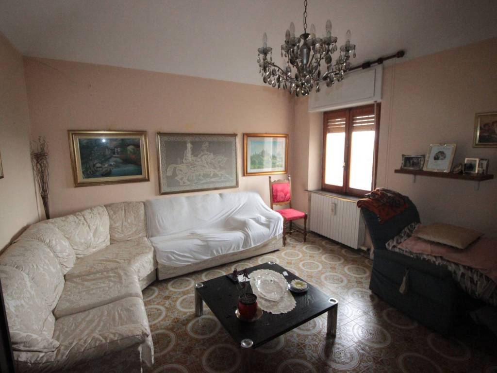 Appartamento a Casale monferrato in Piazza 25 Aprile, 9 - Foto 5