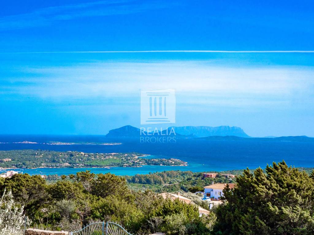 Villa a Arzachena in Via Monti di Lu Casciu - Foto 2