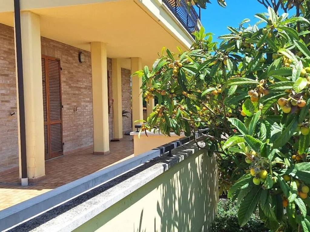 Appartamento a Fermo in Contrada Campiglione - Foto 2