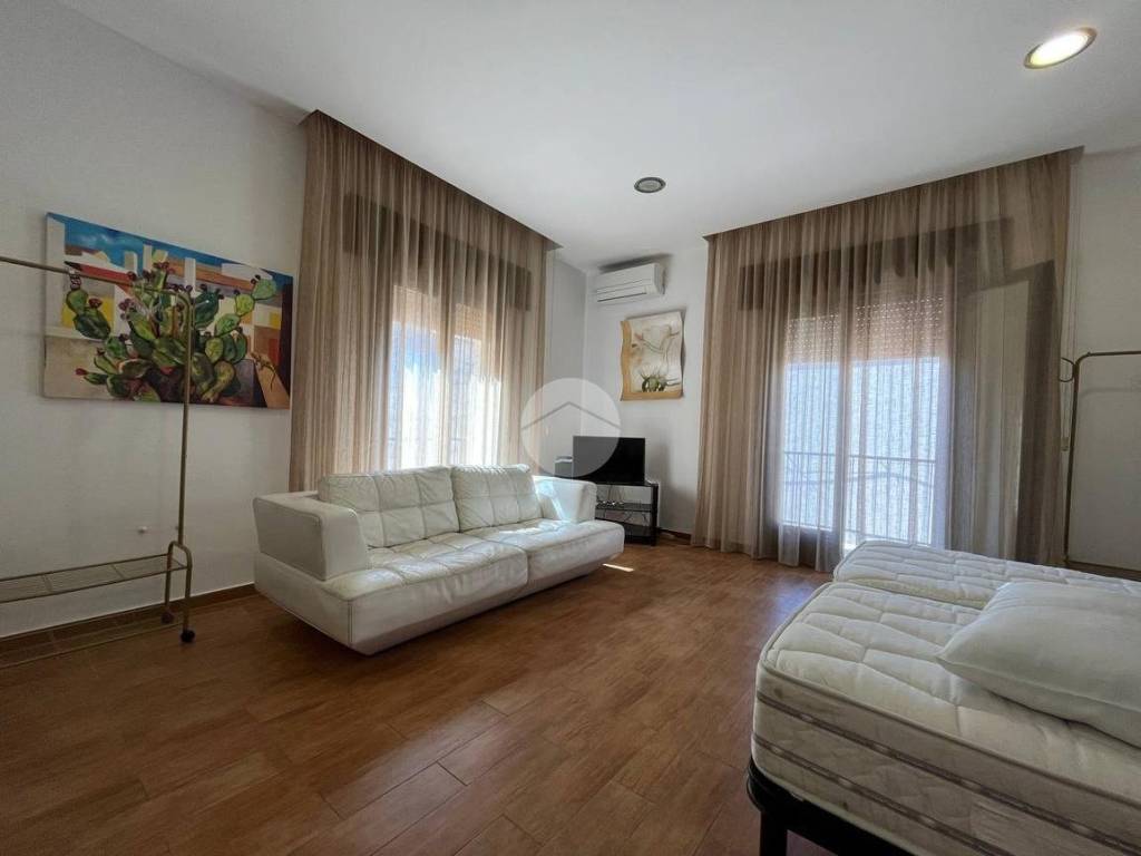 Casa indipendente a Castellammare del golfo in Via Della Libertà, 58 - Foto 4