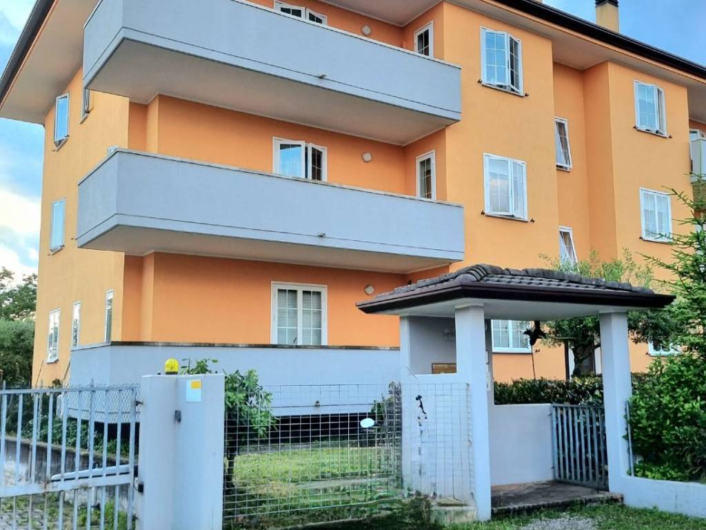 Appartamento a Tavagnacco in Via Cotonificio - Foto 2