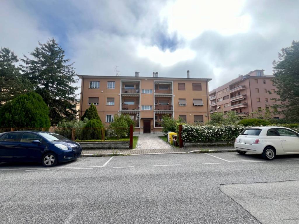 Appartamento a Fabriano in VIA DON ERMINIO PETRUIO, 2 - Foto 2