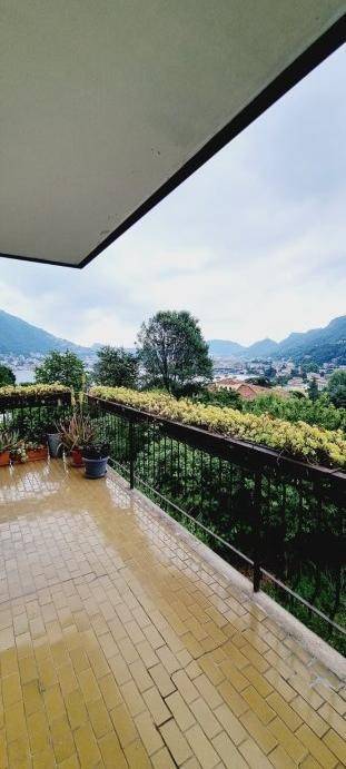 Appartamento a Como in Via Bignanico - Foto 2