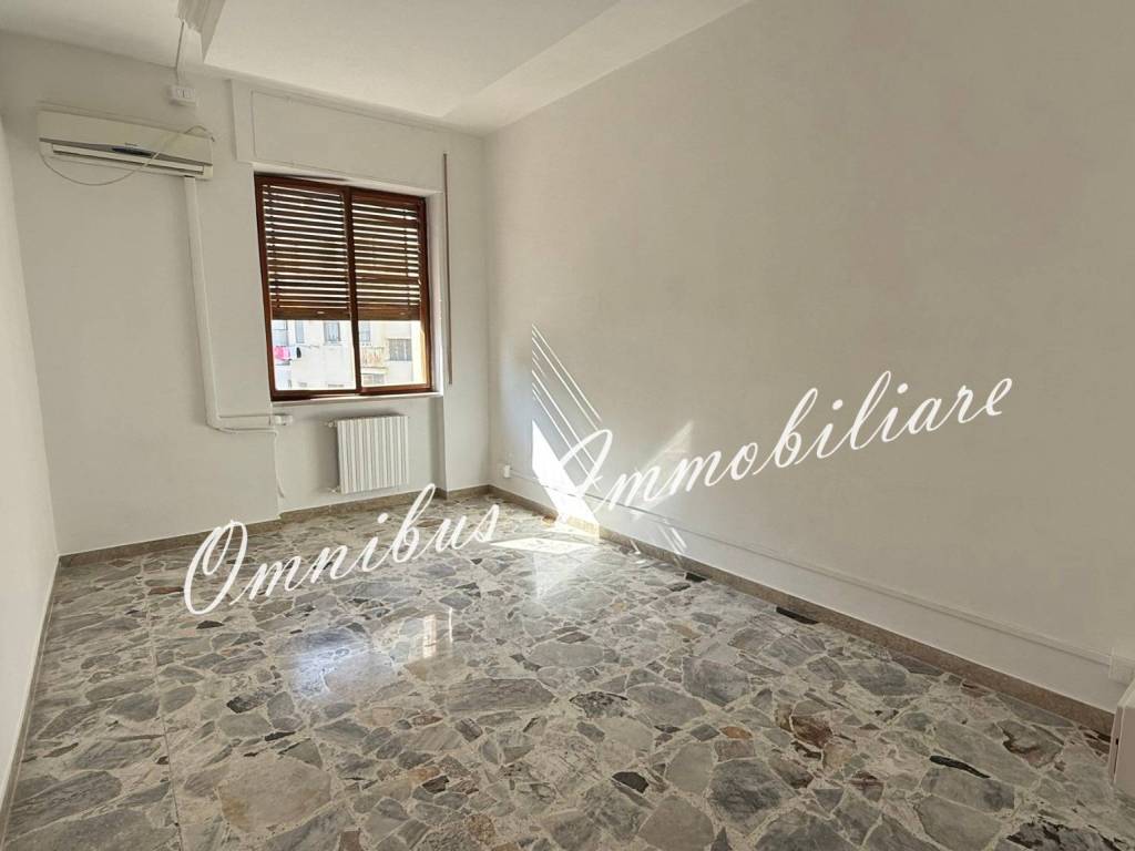 Appartamento a Foggia in Viale Giuseppe Di Vittorio, 64 - Foto 3