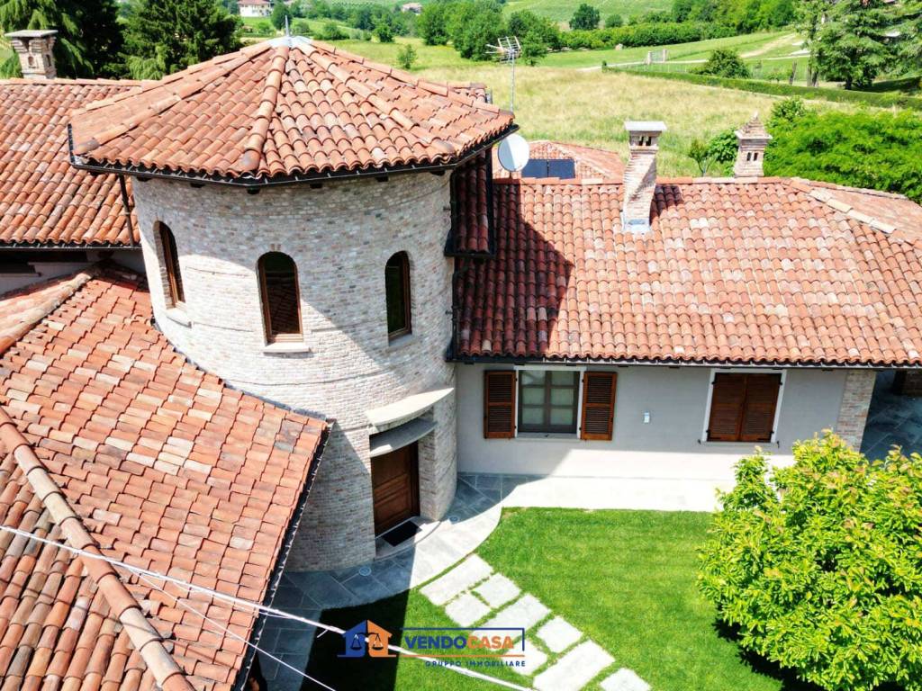 Villa a Costigliole d'asti in Strada Loreto - Foto 2