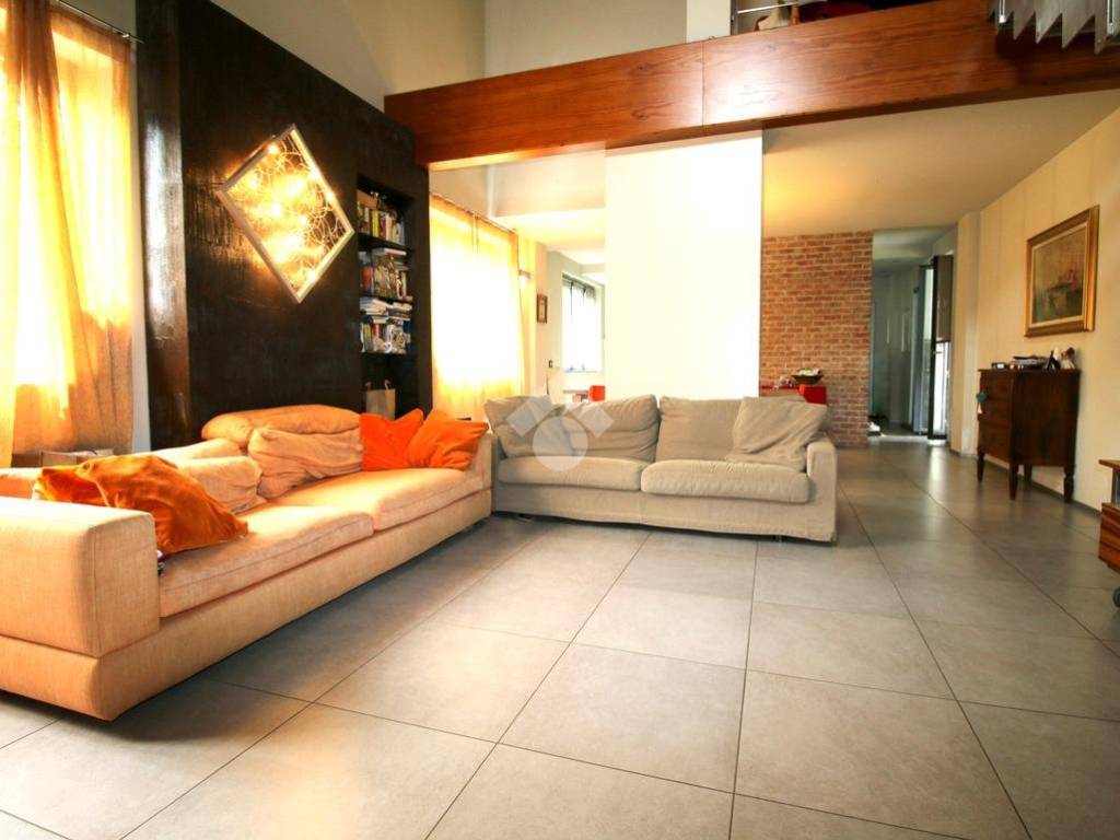 Villa a Caronno pertusella in Via quattro novembre, 794 - Foto 2