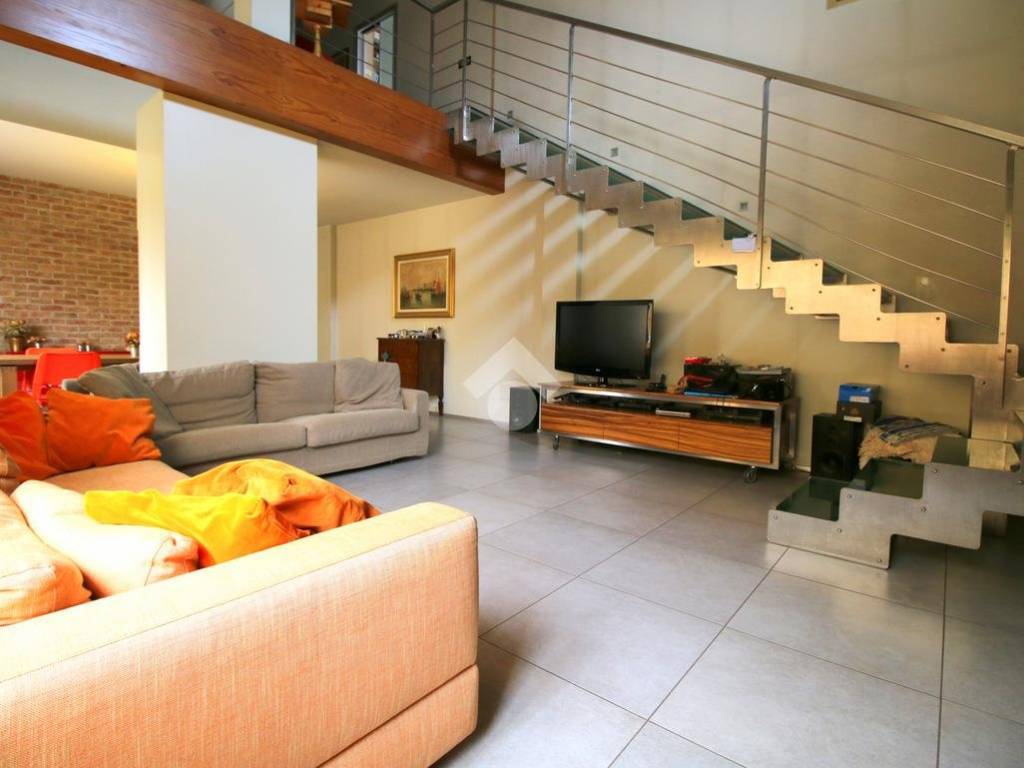 Villa a Caronno pertusella in Via quattro novembre, 794 - Foto 4