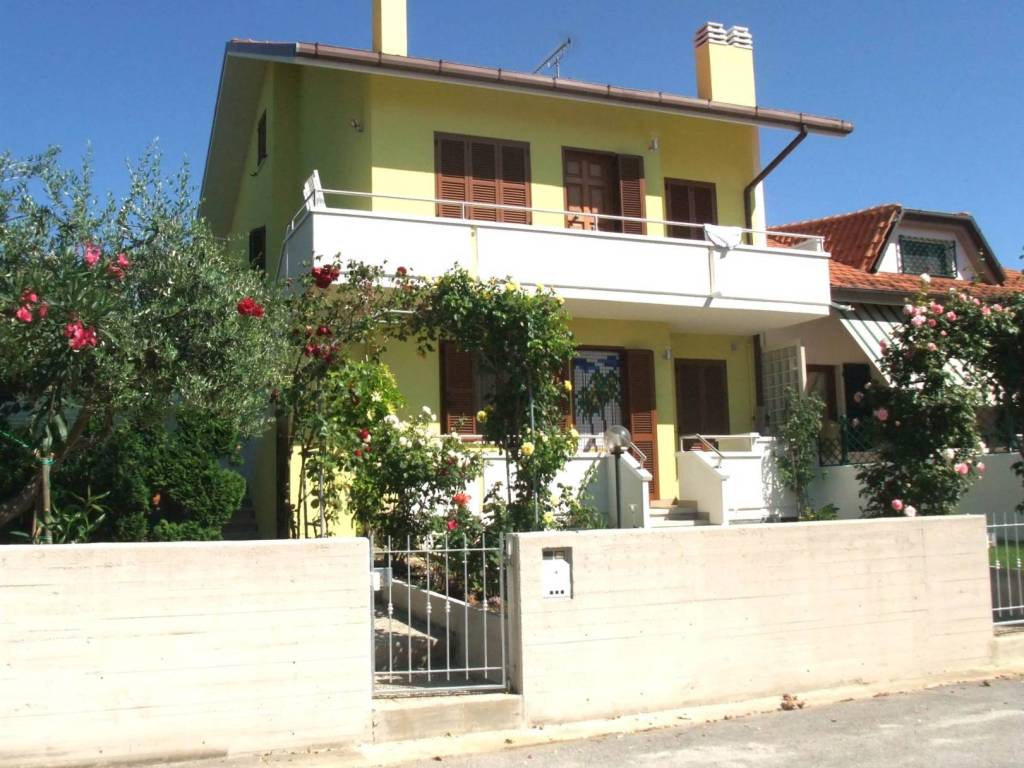 Villa a Fano in Via Colle Marino - Foto 2