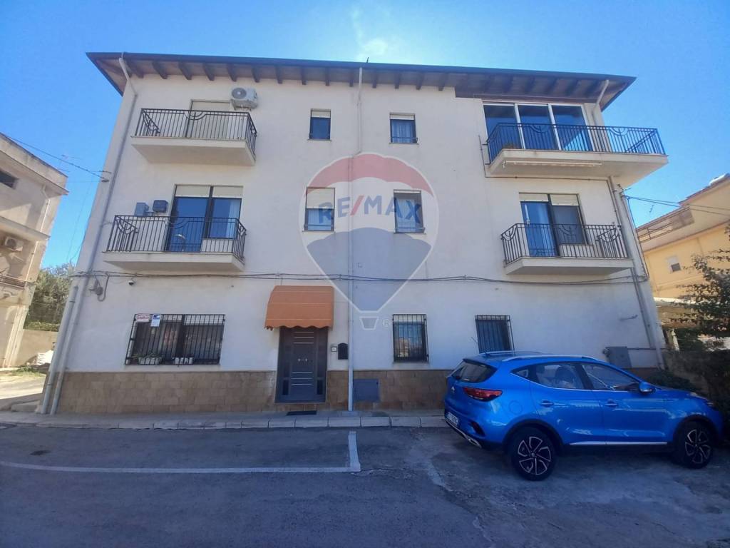 Casa indipendente a Trappeto in via Angelo Collica, 5 - Foto 2