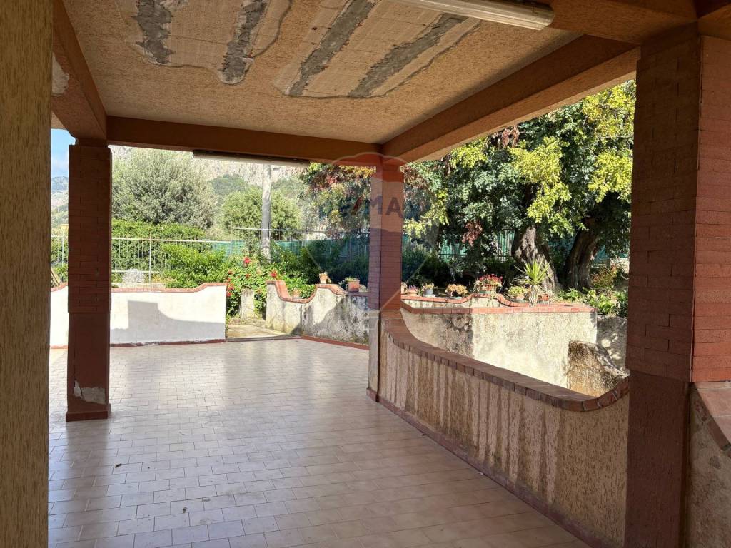 Villa a Carini in via don luigi sturzo, 165 - Foto 5