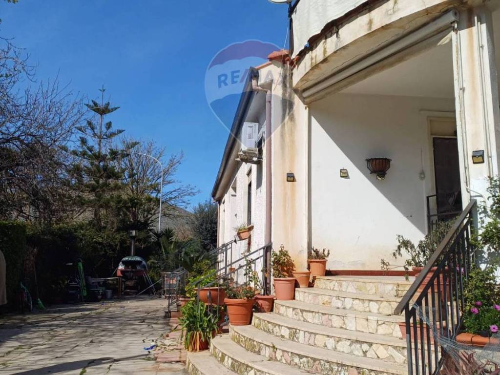 Villa a Palermo in Via Sandro Pertini, 236 - Foto 3
