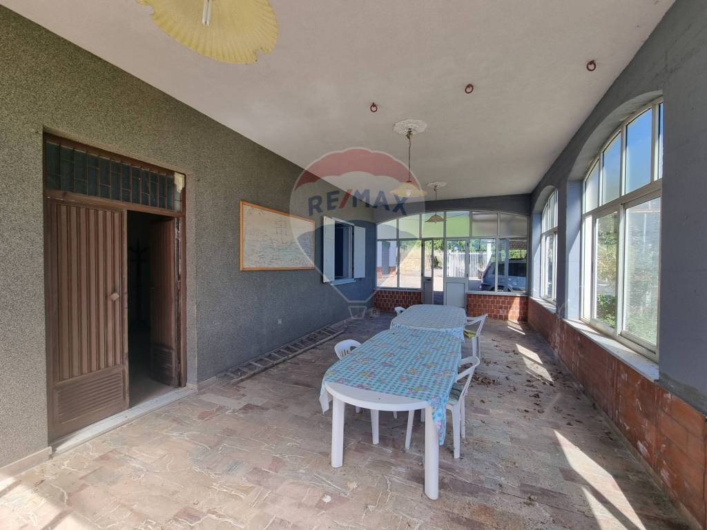 Villa a Santa cristina gela in VIA RENATO GUTTUSO, 6 - Foto 3