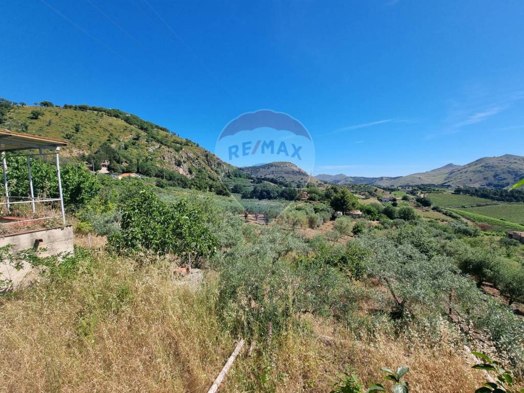 Villa a Santa cristina gela in VIA RENATO GUTTUSO, 6 - Foto 4