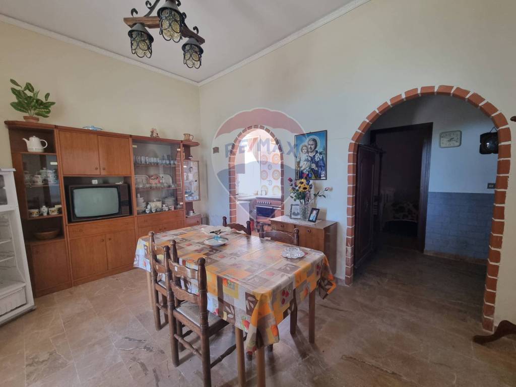 Villa a Santa cristina gela in VIA RENATO GUTTUSO, 6 - Foto 5