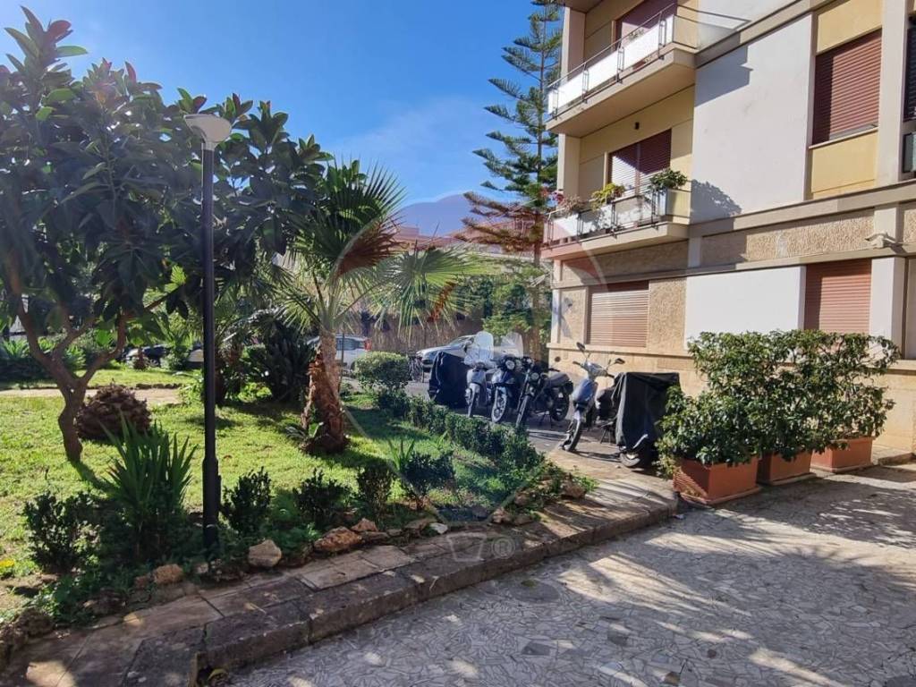 Appartamento a Palermo in Via Abruzzi, 6 - Foto 4