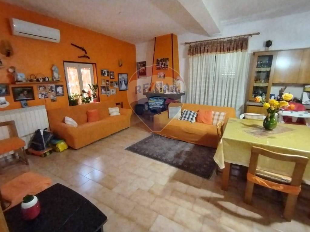 Casa indipendente a Carini in via Gesù e Maria, 22 - Foto 3
