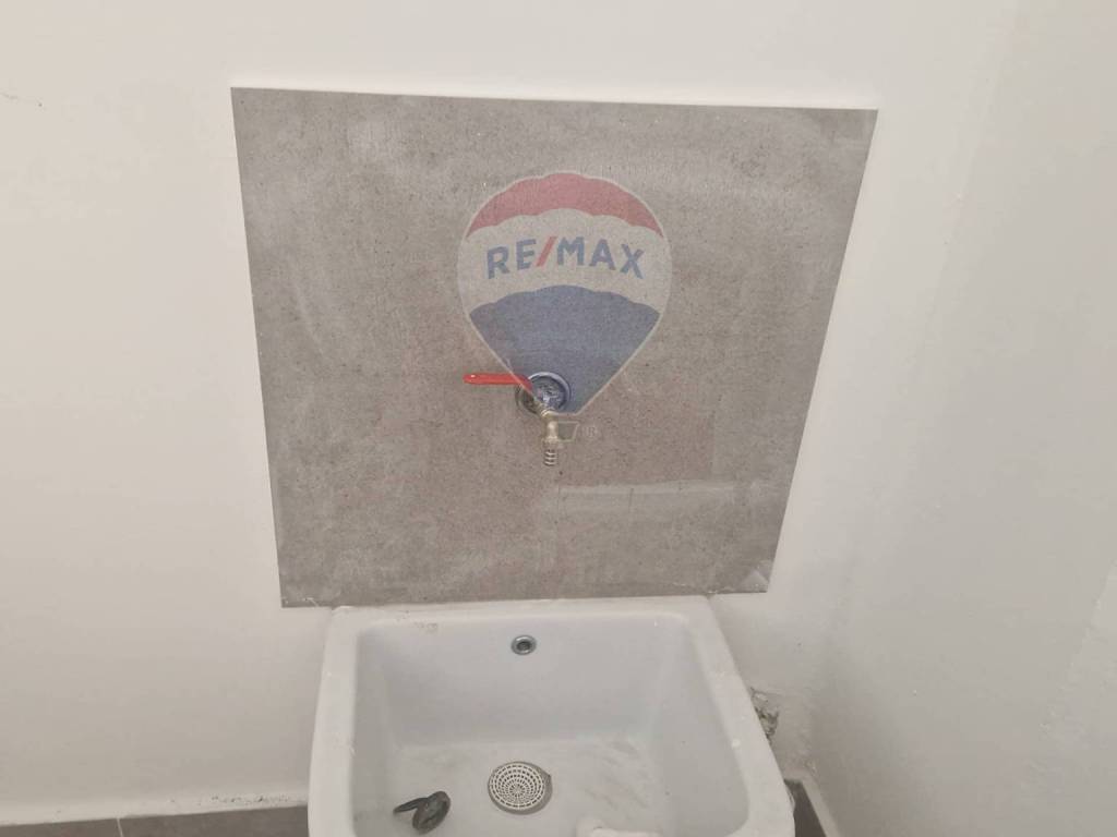 Box / garage a Palermo in VIA MONTEPELLEGRINO, 157 - Foto 5