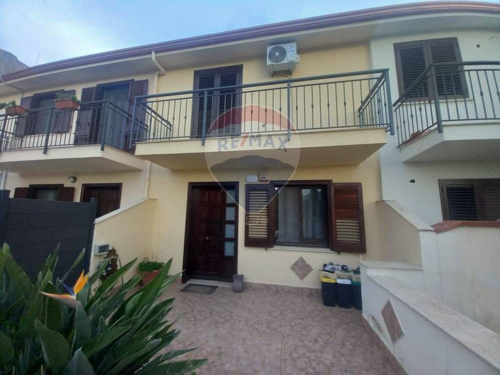 Villetta a schiera a Cinisi in Via Capacioto - Foto 4