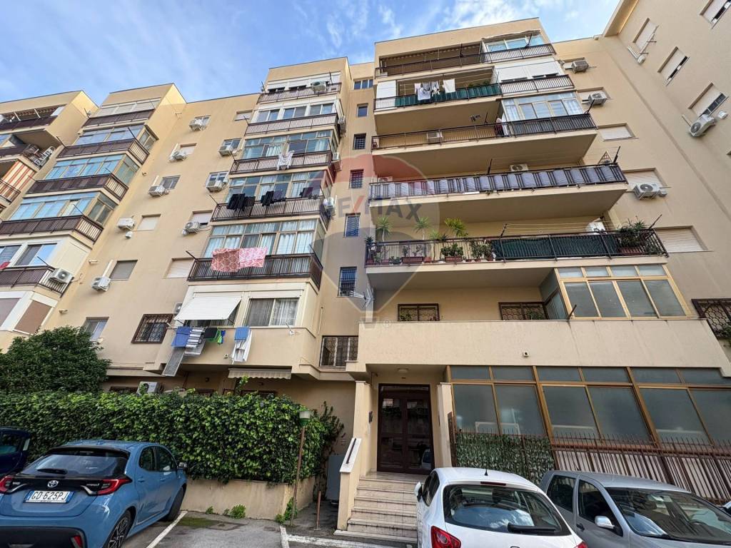 Appartamento a Palermo in Via Pietro Scaglione, 95 - Foto 2