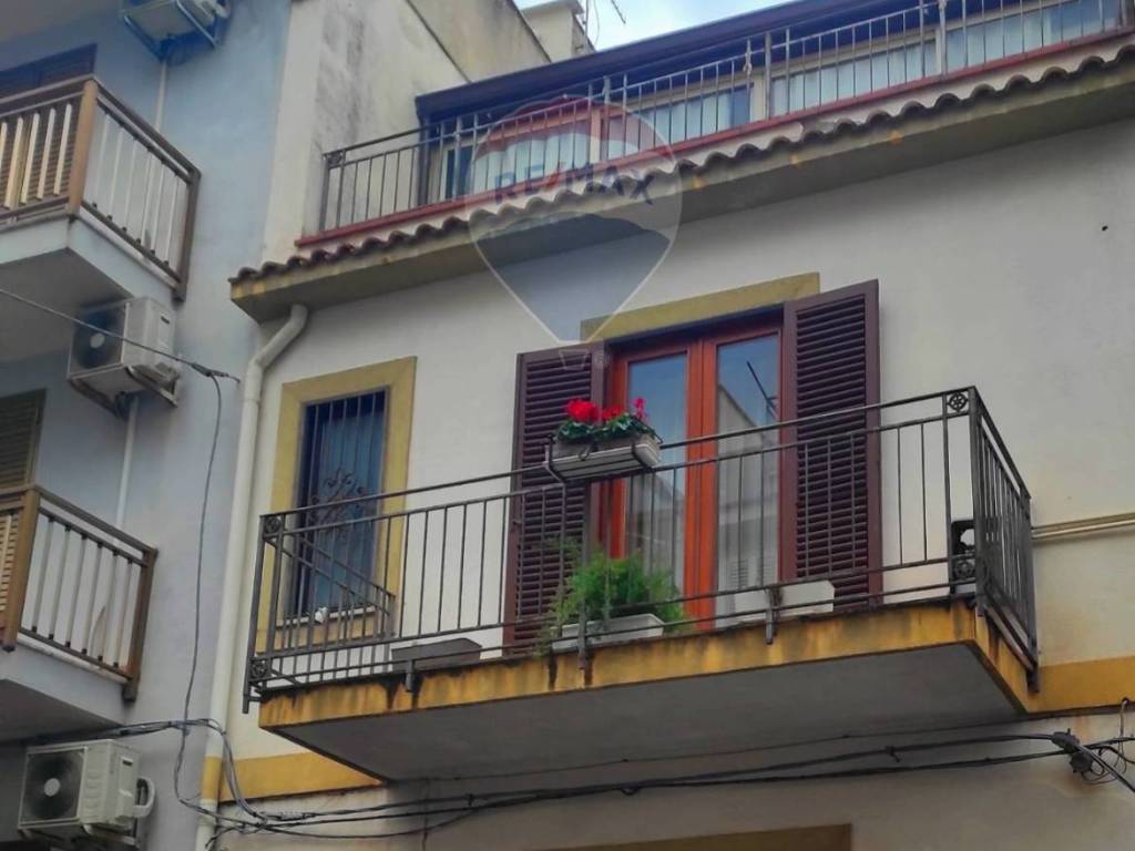 Casa indipendente a Carini in Via Rosolino Pilo, 89 - Foto 2