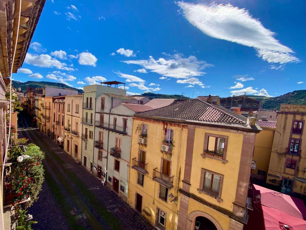 Appartamento a Bosa in Piazza Costituzione - Foto 3